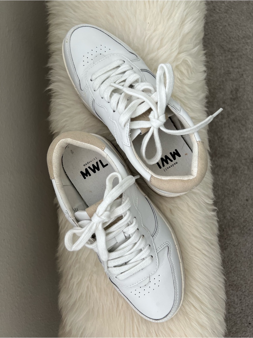 Madewell White Leather Low-Top Sneakers with Beige Heel Accent